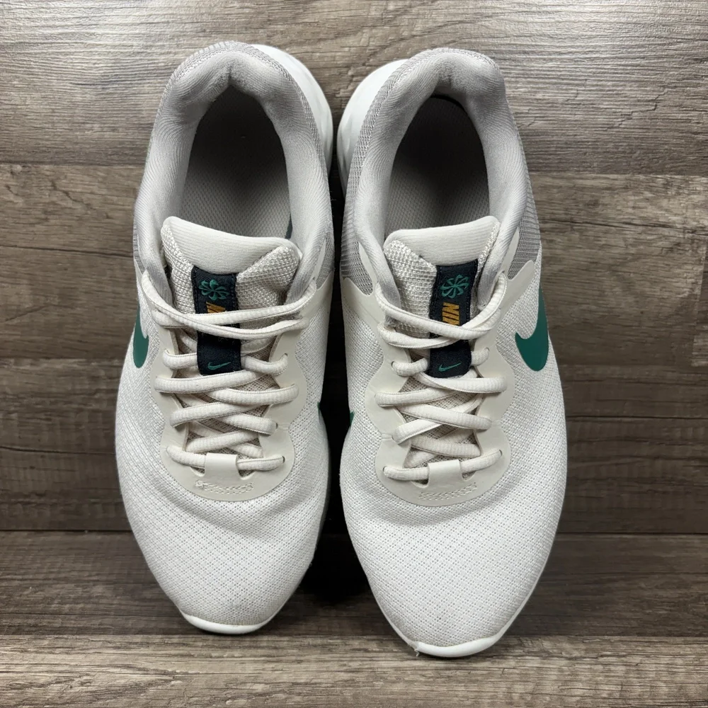 Nike Revolution 6 Next Nature Gray Green Womens Size 7.5 DC3729-008 Running Shoe